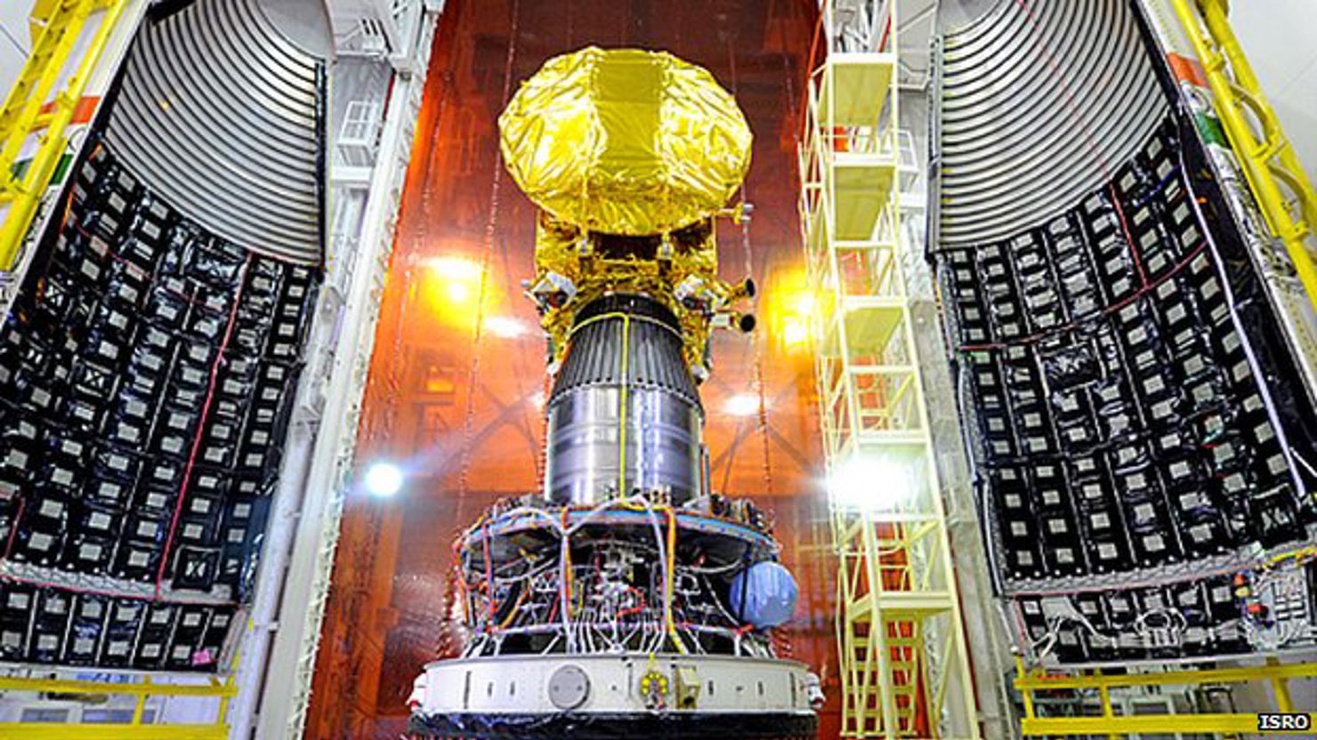 _71454600_mars14.jpg Rymdbilen Yutu på väg mot månen.