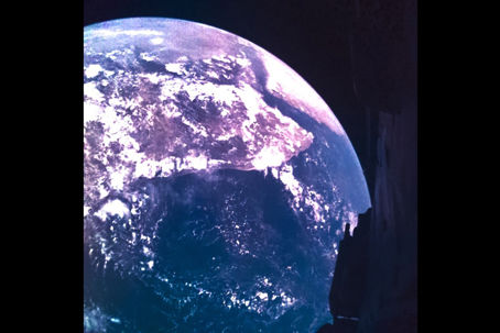 Bild från rymden.jpg Bild på jorden tagen av Juice.