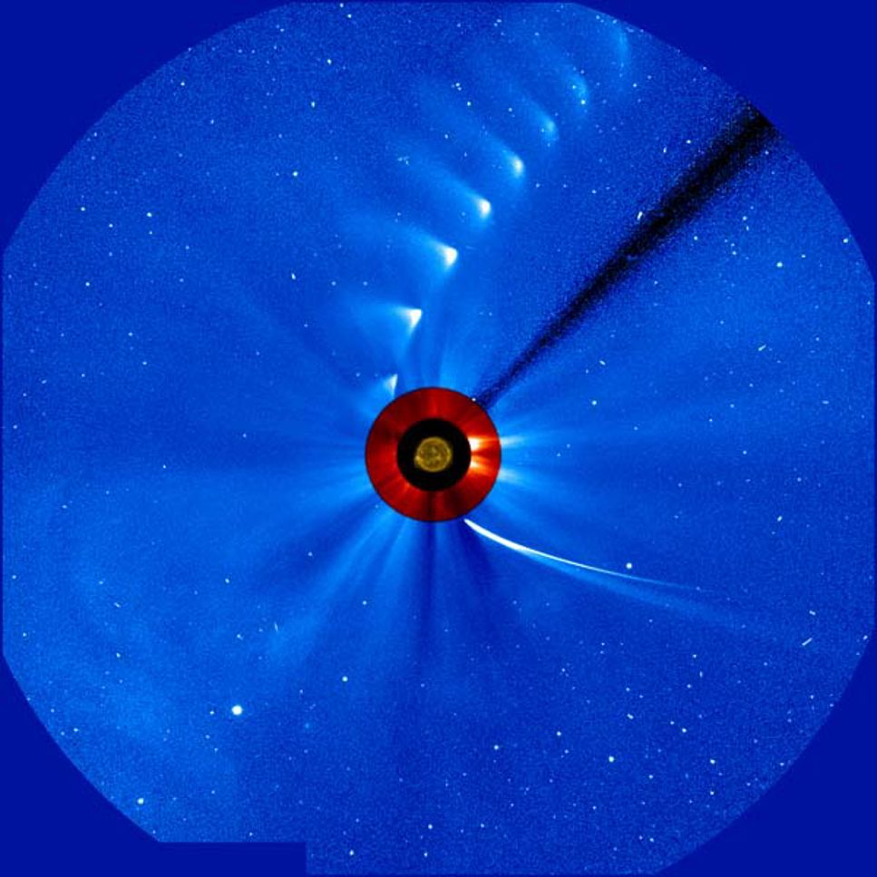 Komet_ISON_soho_c3_timelapse_new_0_liten.jpg Dagens bild: Kometen ISON passerar solen