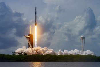 Lyckad uppsändning men även ett bakslag för SpaceX i helgen
