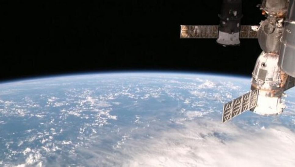 Här kan du se direktsända bilder av det som händer kring ISS i högupplöst format. Källa: NASA.