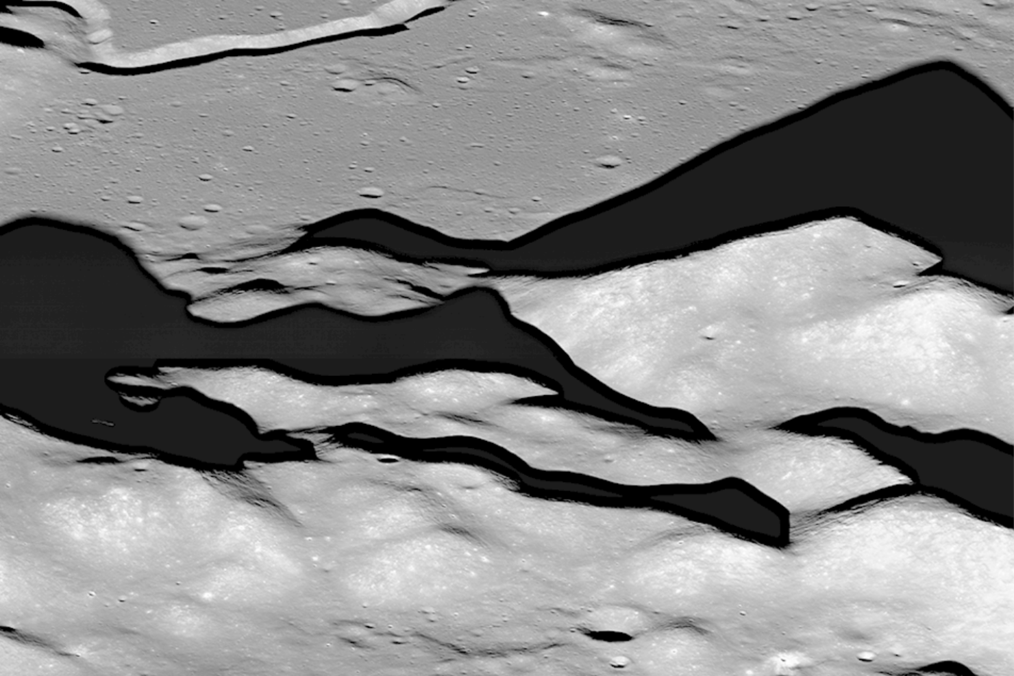 Hoppande vattenmolekyler på månen