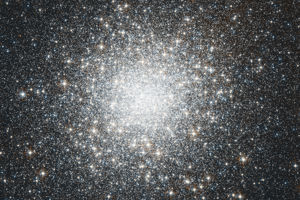 Globular_Cluster_M2 .jpg En astronomisk bild av en stjärnhimmel