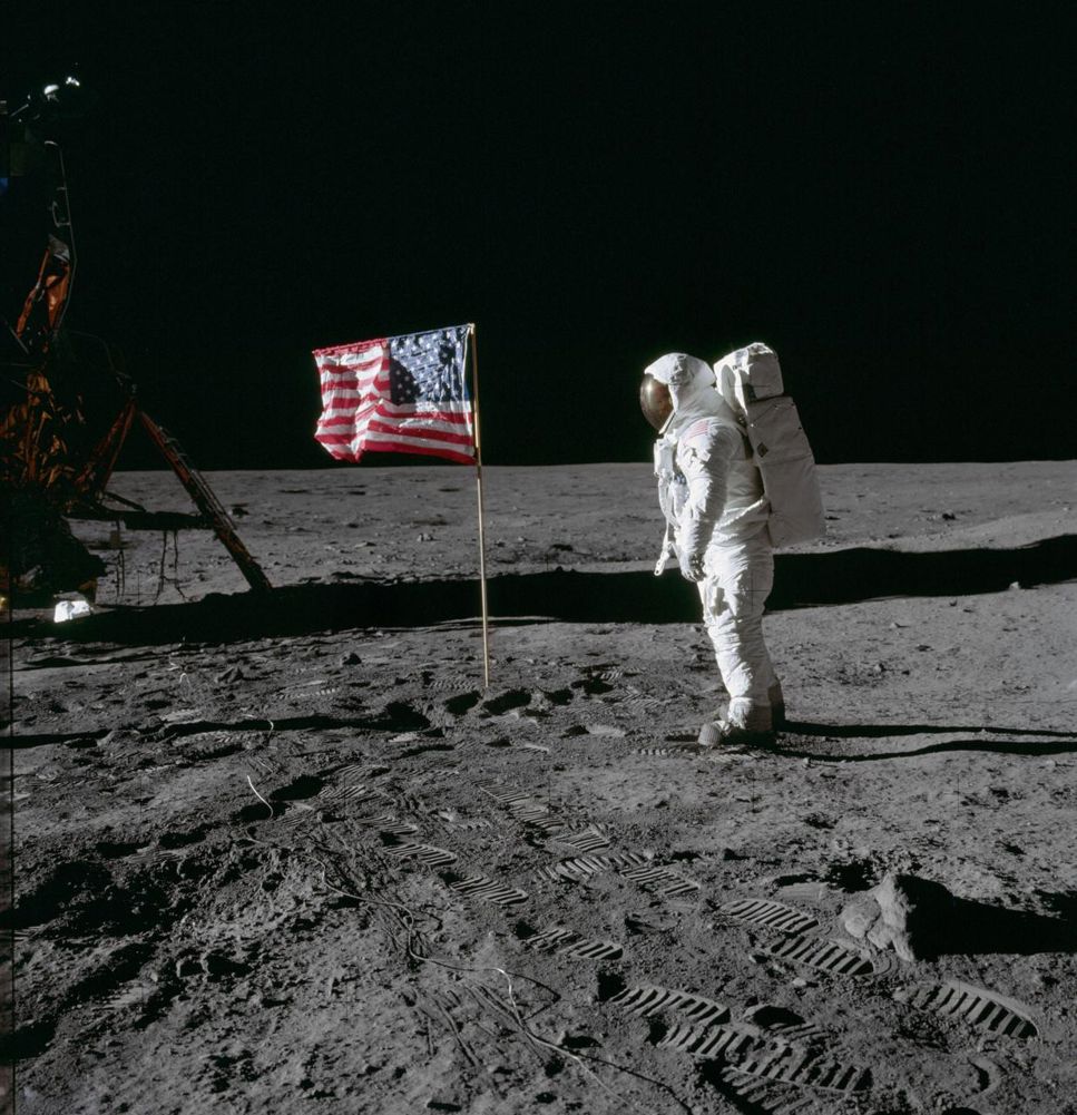 Astronaut på månen