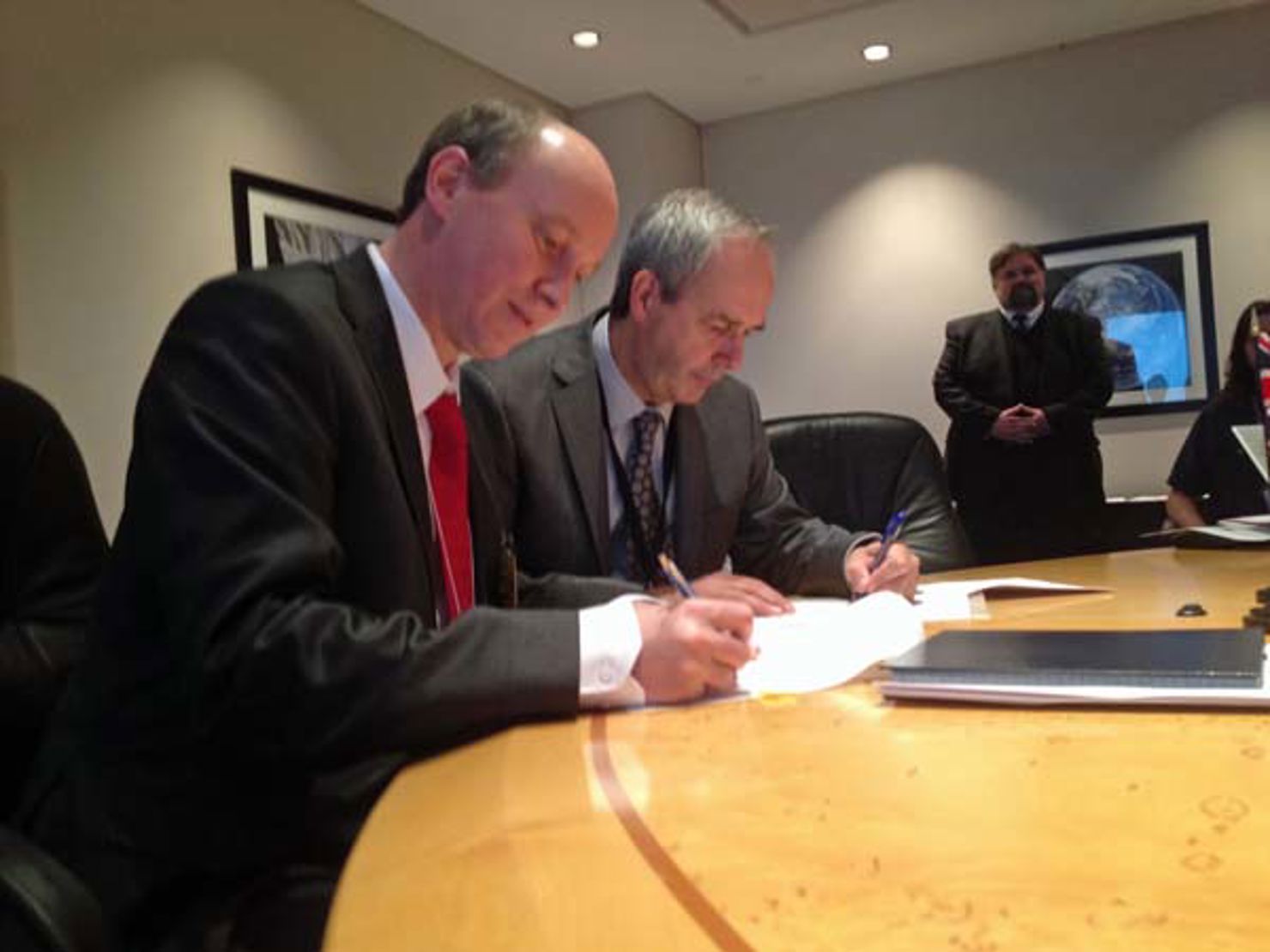 Sverige och Kanada undertecknade samarbetsavtal