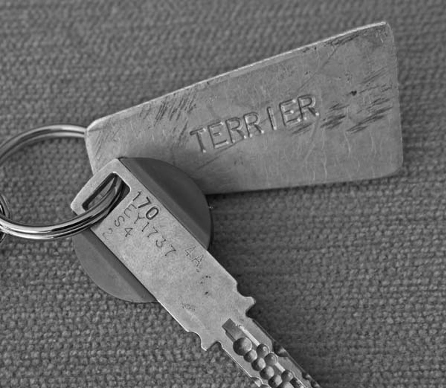 Nyckelring av rymdskrot från raket Nyckelring av rymdskrot från raket