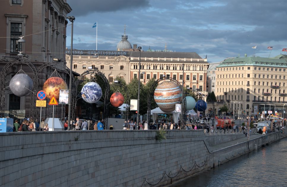 Besök på planetgatan