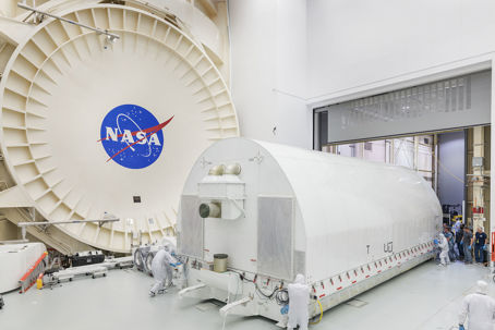 James Webb-teleskopet anländer till Nasas Johnson Space Center James Webb-teleskopet anländer till Nasas Johnson Space Center