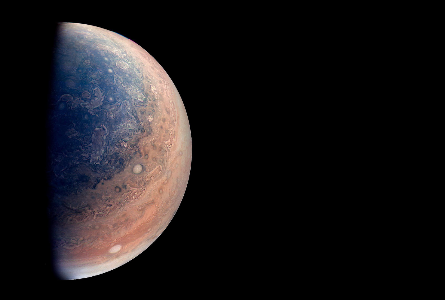 Stormar på Jupiters sydpol