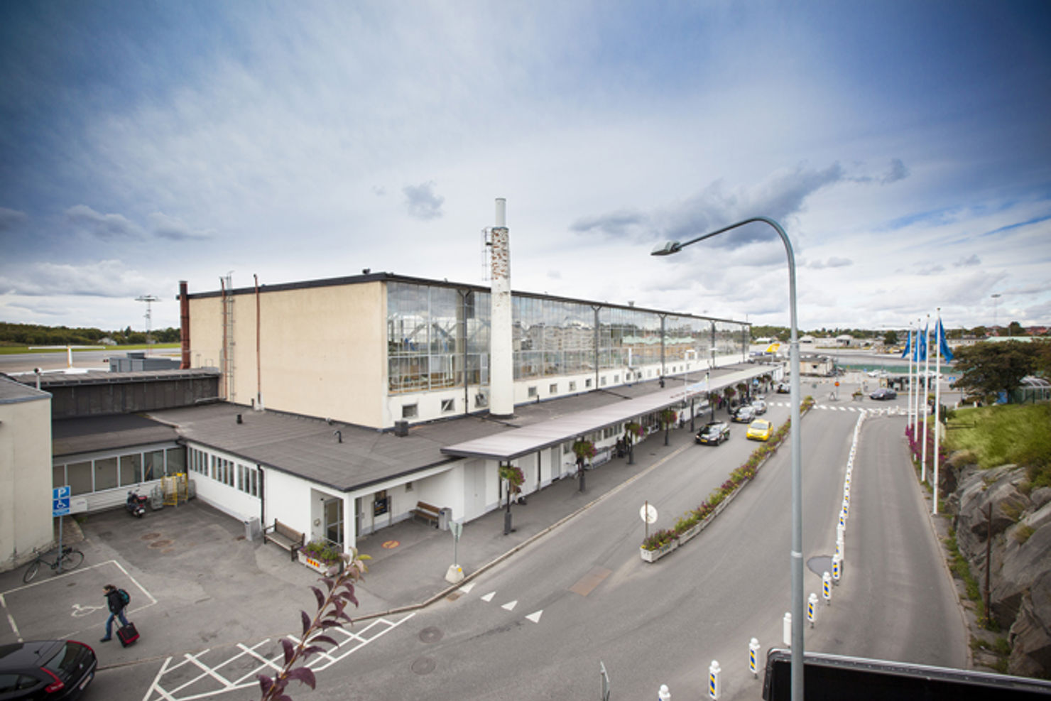 Bromma flygplats byggs om till rymdbas för satellituppsändningar.