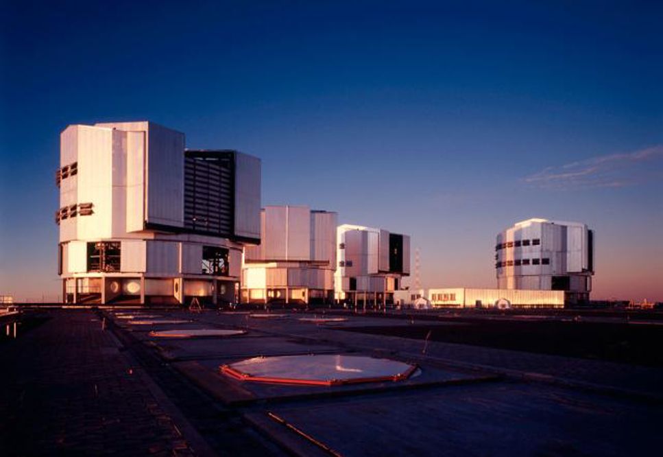 VLT, Very Large Telescope i Chile. 