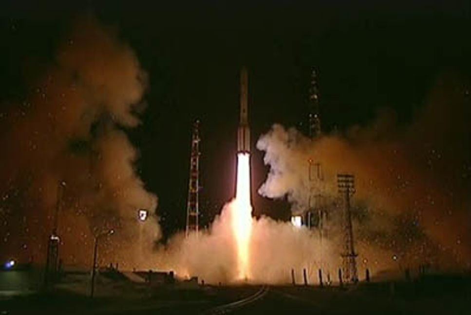 Uppsändningen av rysk raket. Spaceflightnow.