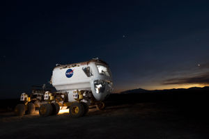 small-pressurized-rover-desert-analog.jpg En månbil på jorden