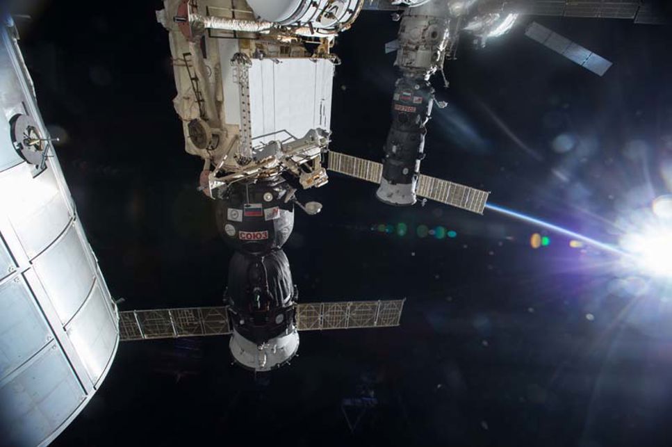 Progress 47 dockad vid ISS innan avfärd den 25 april 2015
