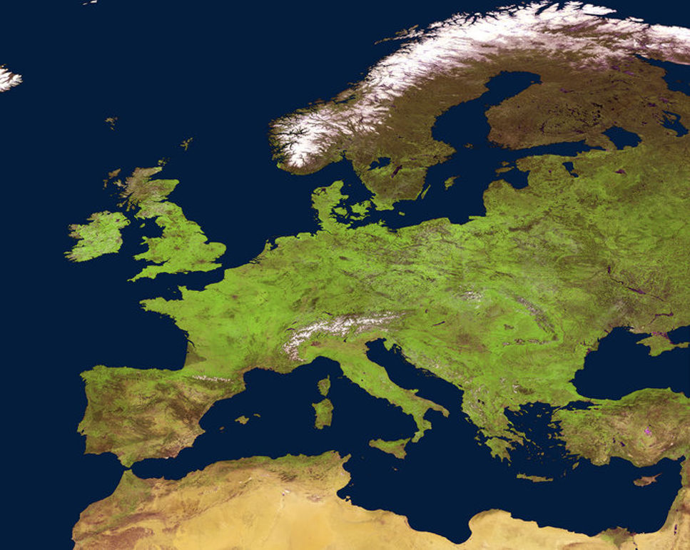 Europa maj 2014. Bilden är en komposition av flera bilder tagna från satelliten Proba-V