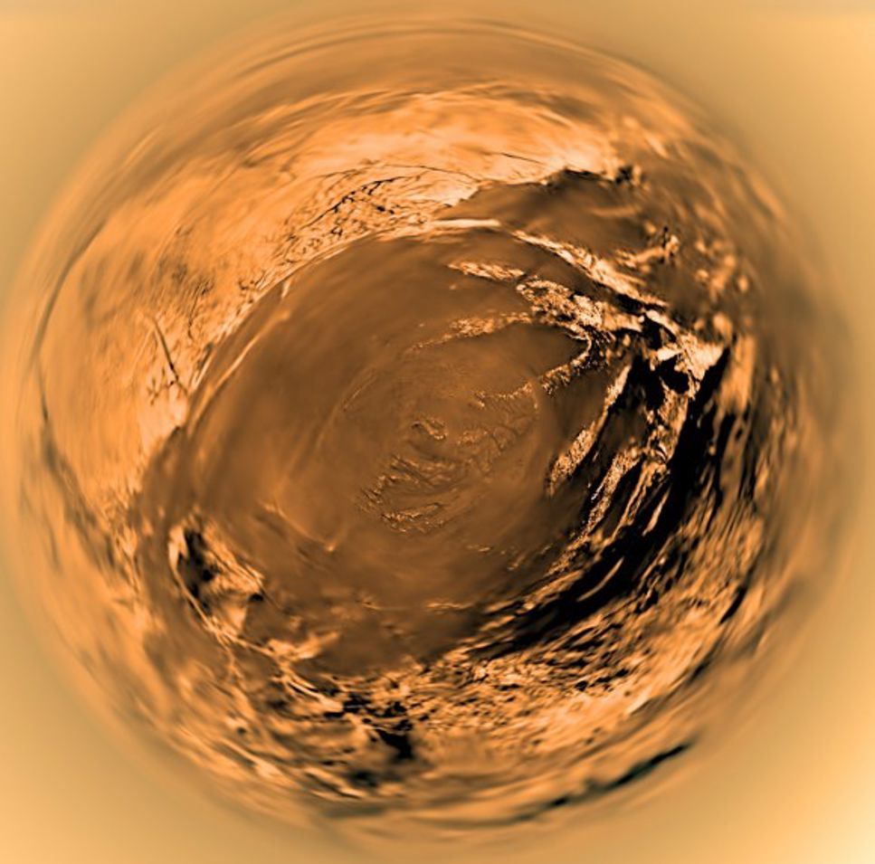 Saturnus måne, Titan. Tio saker du inte visste om månen Titan