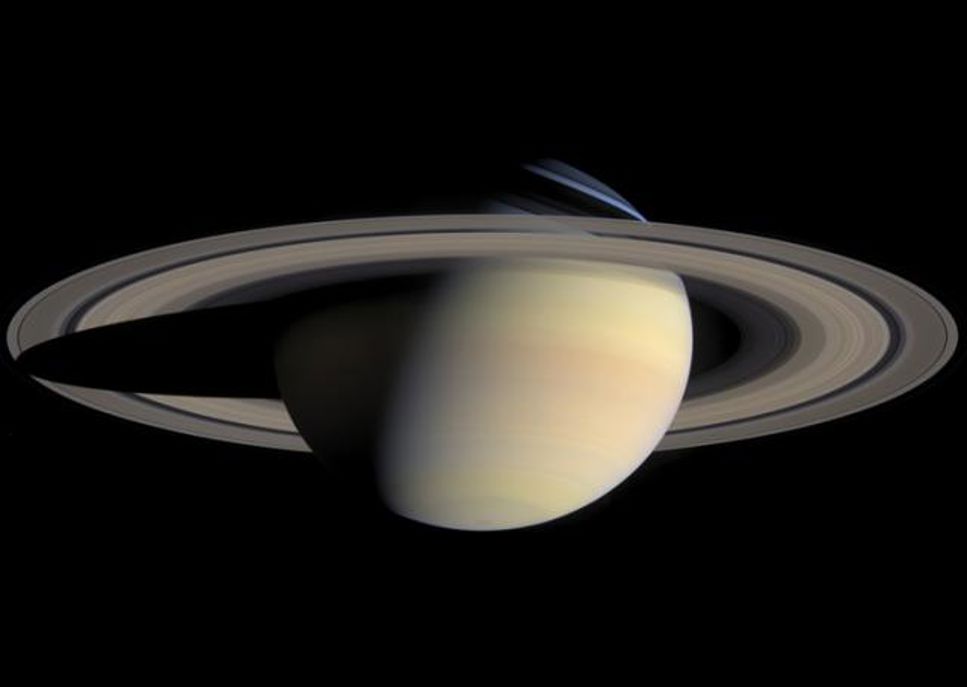 true_saturn732x520.jpg Saturnus – den enda flytande planeten