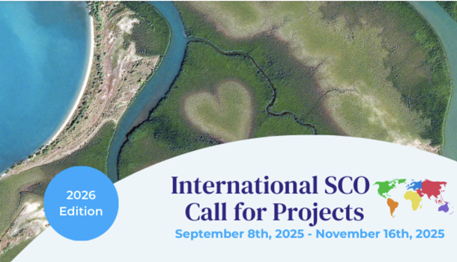 Satellitbild över land och vatten