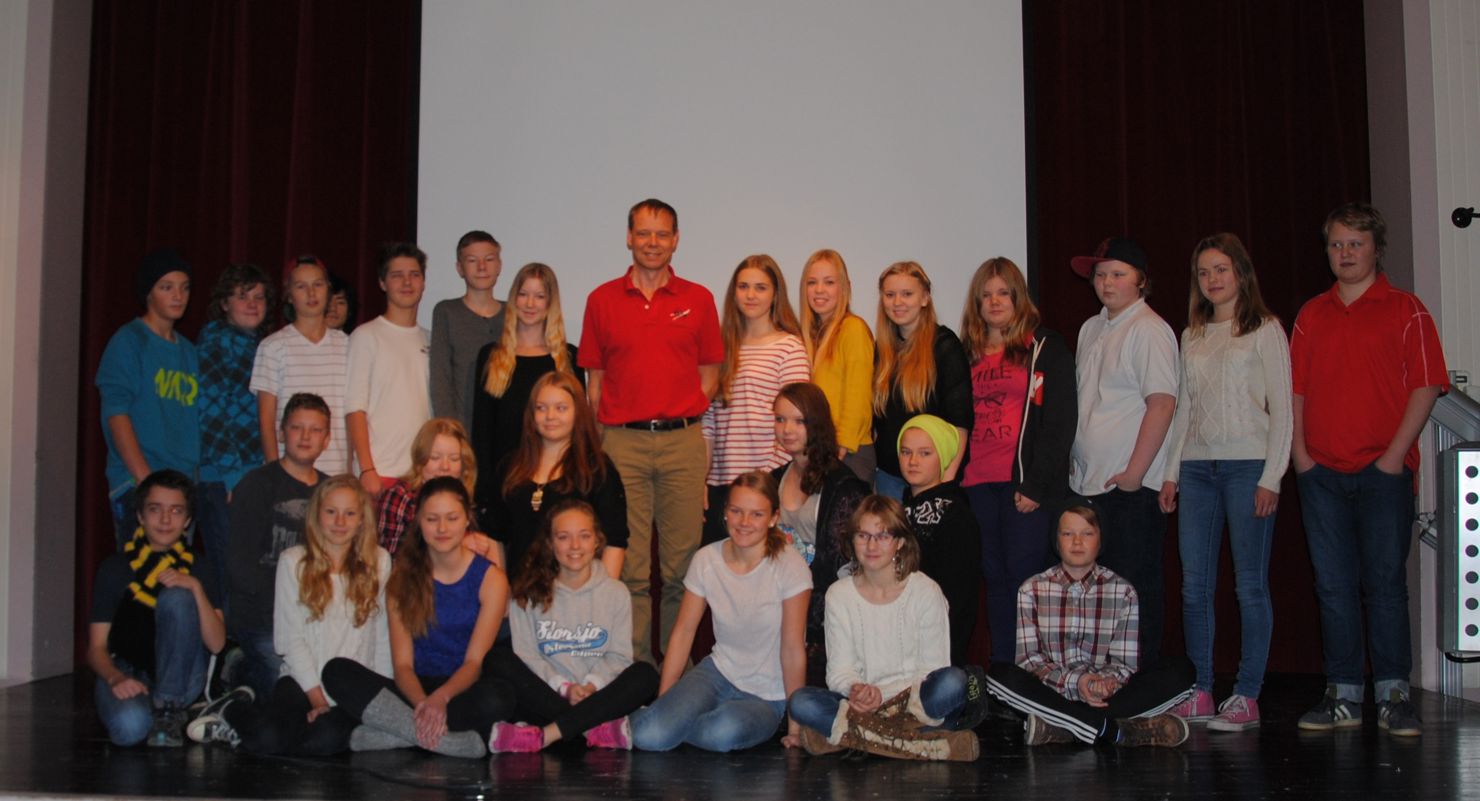 Nyhedens20skola_1_0.jpg Nyhedens skola i Krokom med Christer Fuglesang