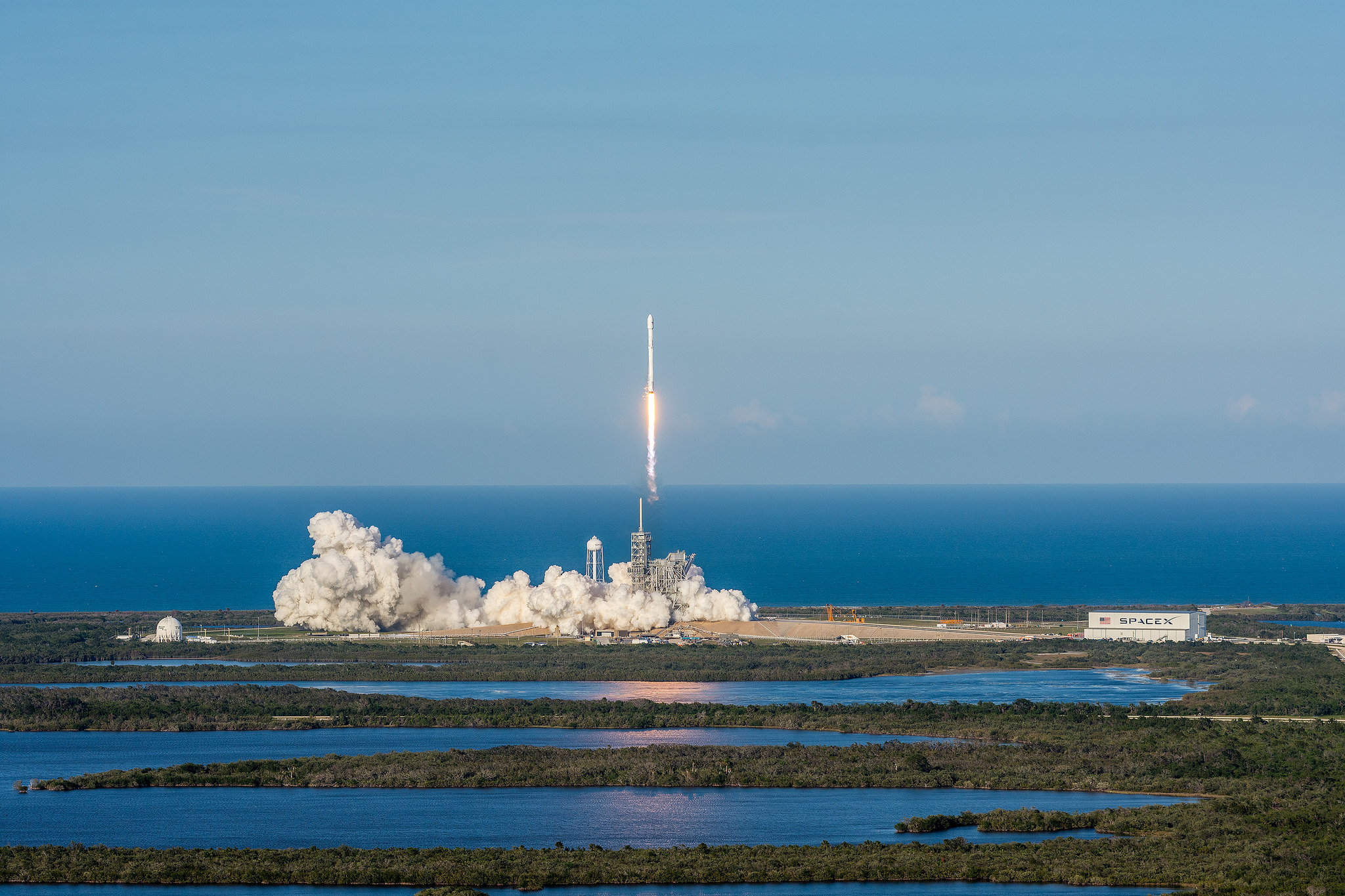 SpaceX först med att flyga återanvänd raket till omloppsbana