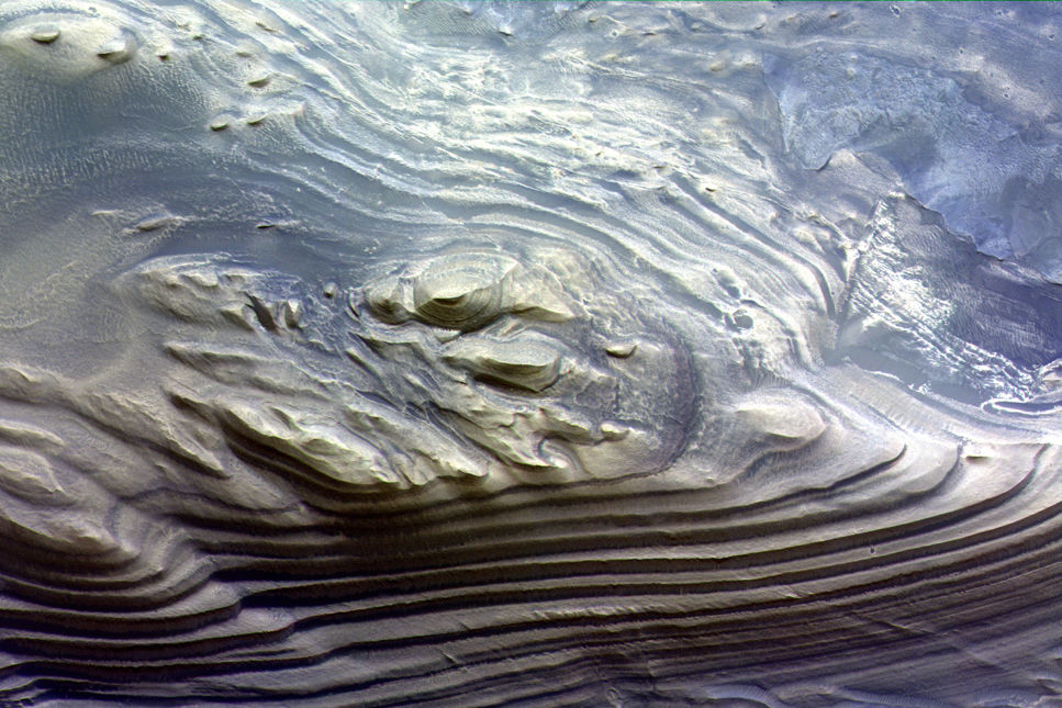 Fascinerade landskap på Mars fångat på bild