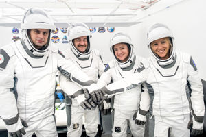 This_is_Crew-12.jpg Från vänster: Ryska kosmonauten Andrej Fedajev, NASA-astronauterna Jack Hathaway och Jessica Meir samt ESA-astronauten Sophie Adenot från Frankrike.