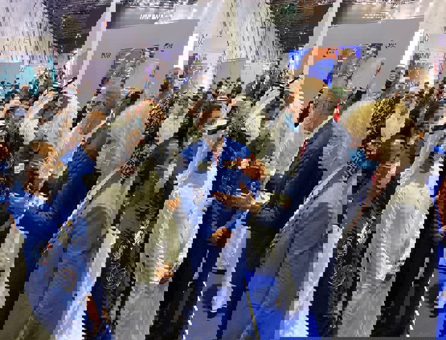 Aschbacher, Rathsman och UAE:s premiärminister.