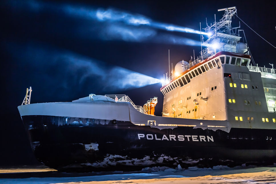 Satelliterna som stöttar Arktisexpeditionen