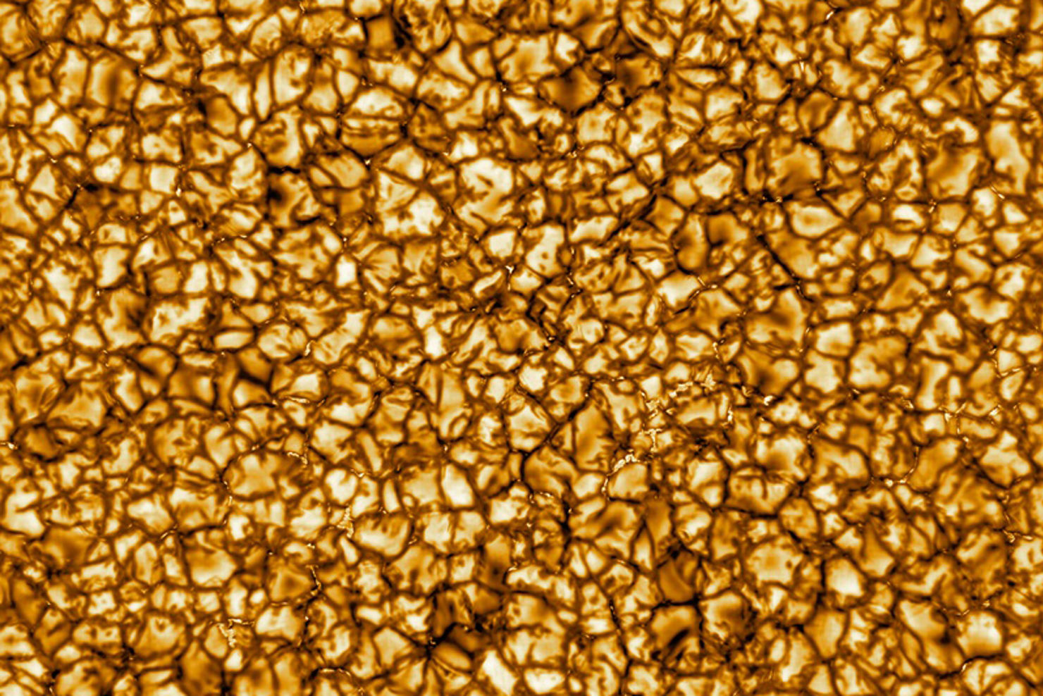 InouyeFirstLightHighResSun.jpg Den mest detaljerade bilden av solen någonsin