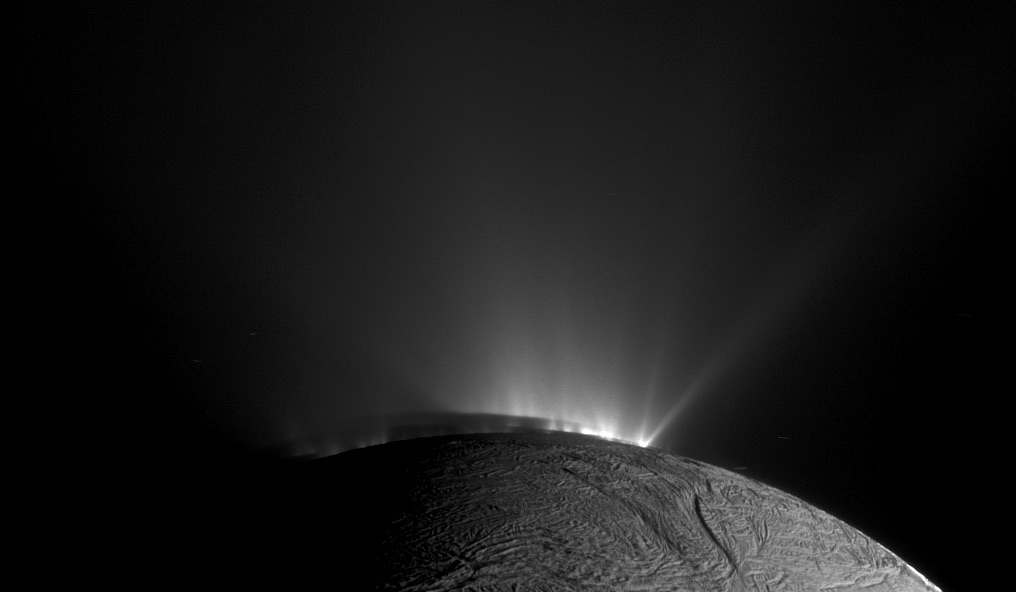 Enceladus. Saturnus måne.
