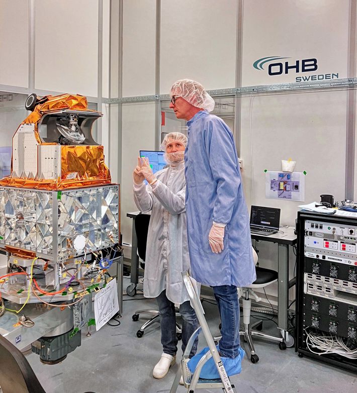 Arctic Weather Satellite i renrummet på OHB.