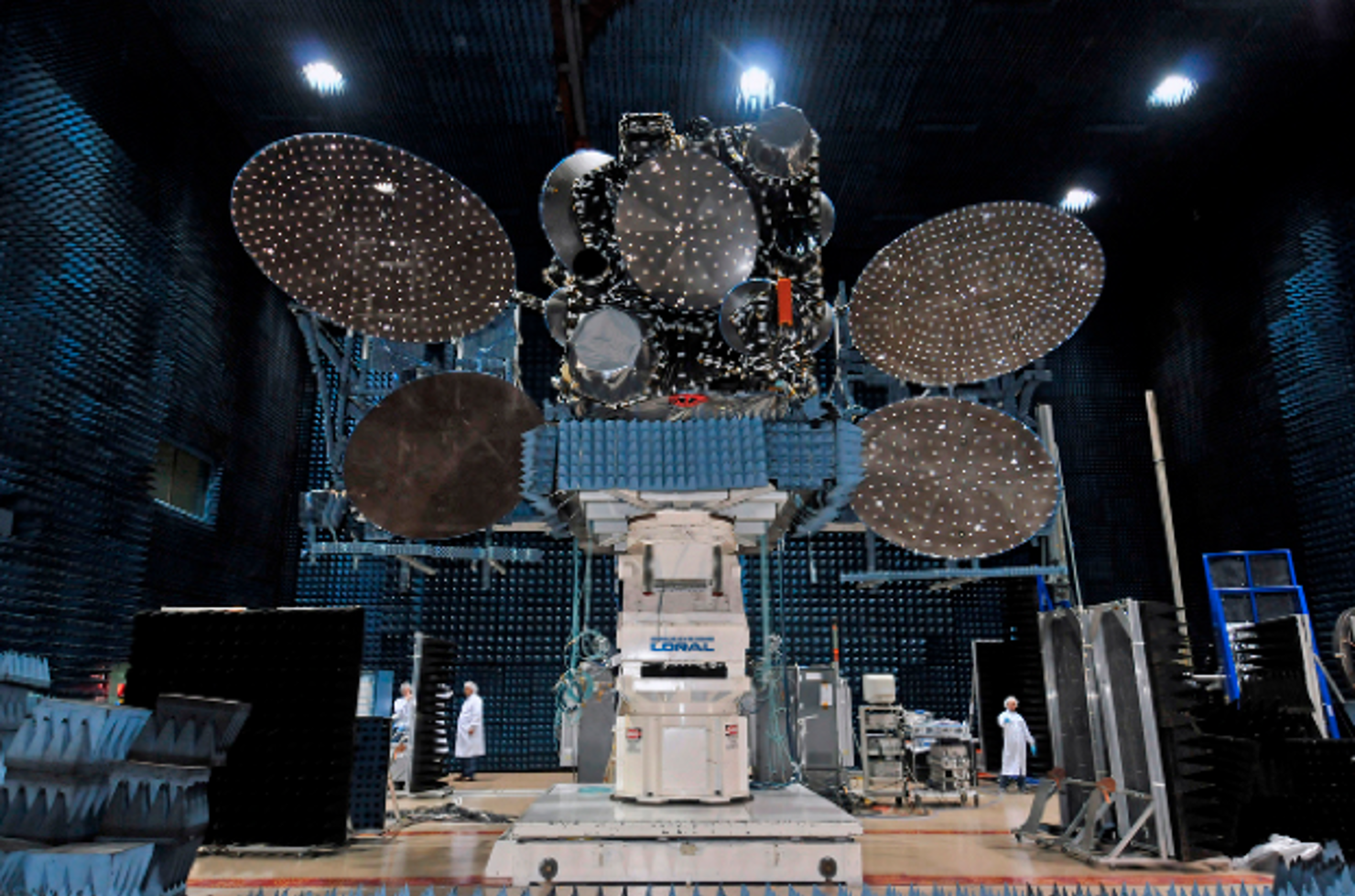  SES-5 satelliten Foto: courtest för Space Systems / Loral.