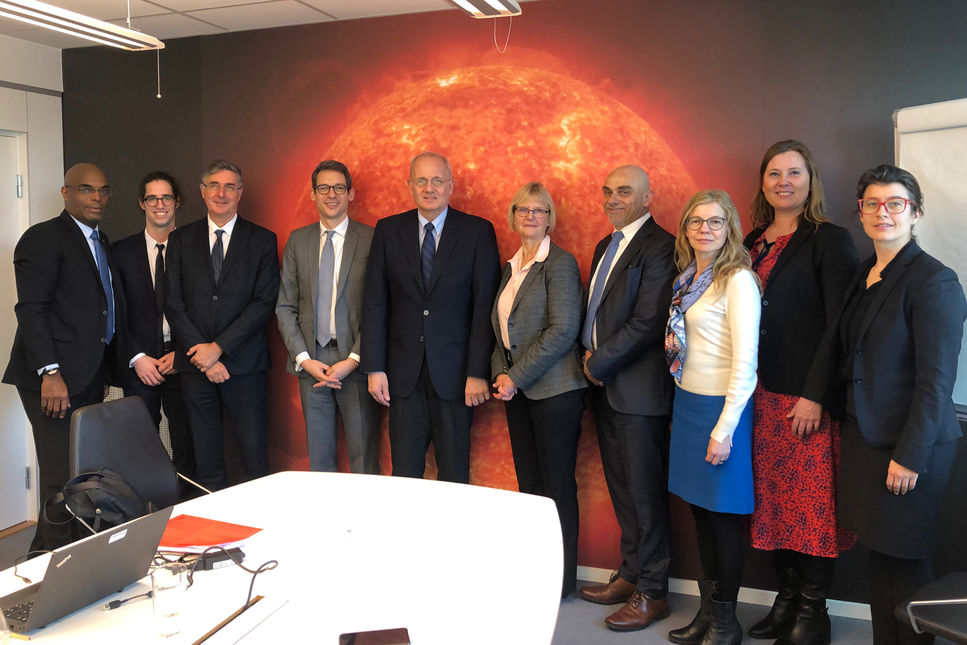 Franska rymdstyrelsen i Sverige för att diskutera fortsatt samarbete