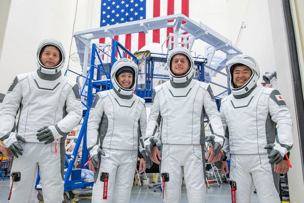 Besättningen för Alpha-uppdraget iklädda Space X:s rymddräkter inför avfärd till Rymdstationen ISS. Från vänster: Thomas Pesquet, Megan McArthur, Shane Kimbrough och Aki Hoshide.