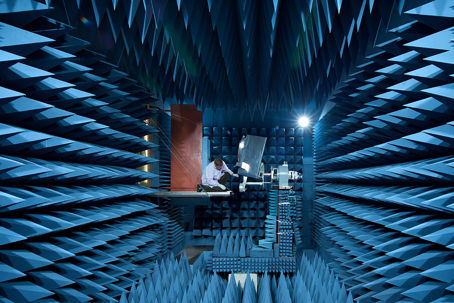 Bild 1.jpg Antennmätstreckan på Beyond Gravity i Göteborg.