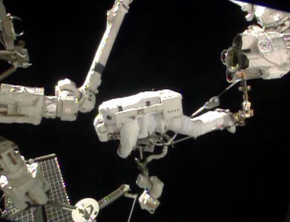 En lyckad dag på jobbet - rymdpromenad på ISS