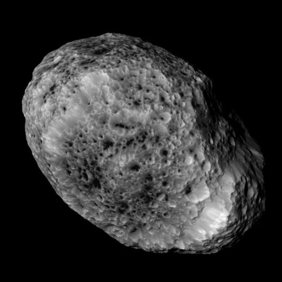 Hyperion Nya bilder av potatismånen