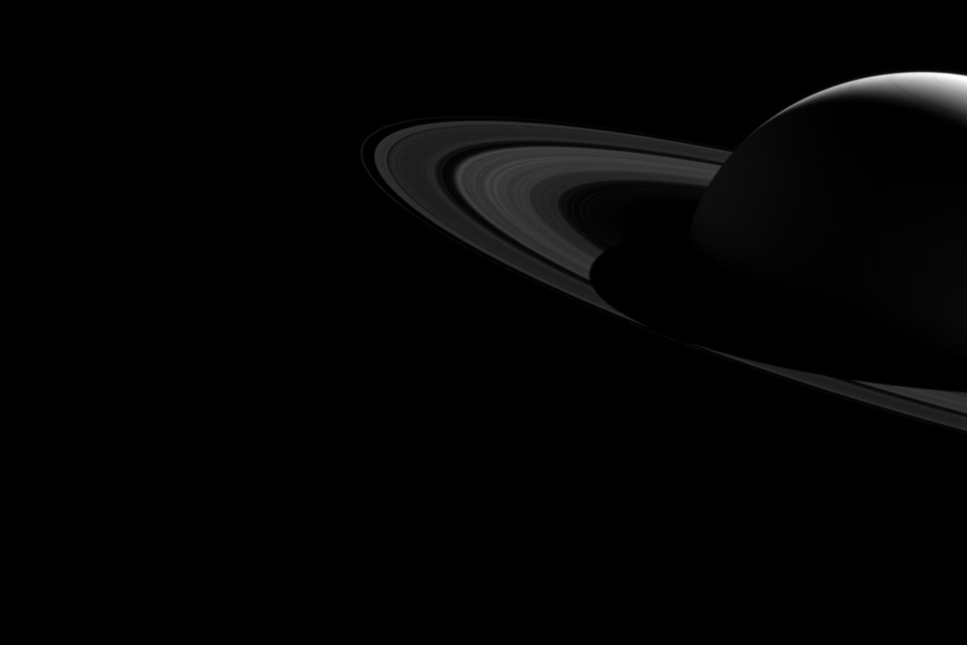 Cassini har studerat Saturnus i tolv år – nu tar resan slut