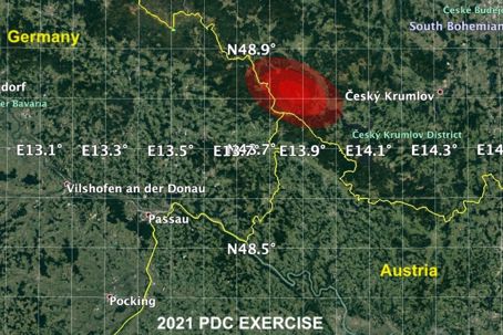 Fictional_impact_zone_pillars.jpeg Fiktiv bild från NASA:s krisövning som visar var risken är störst för påverkan från asteroiden.