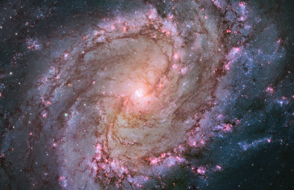 Se Hubbles fantastiska bilder av Messiers katalog