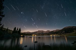 shutterstock_2500973079.jpg Meteorer