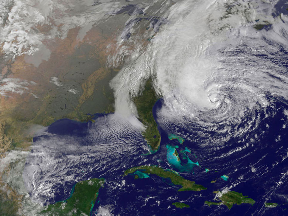 I fredags fångades stormen Sandy av en kamera på ISS. 