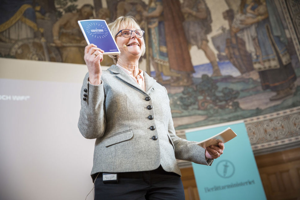 Utomjordingens guide till jorden – handbok i mänskliga möten