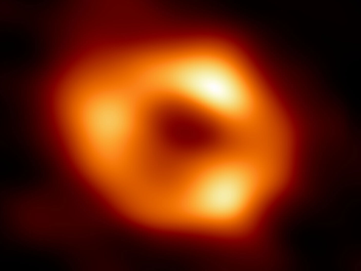 Sagittarius A.jpg Bild av ett svart hål